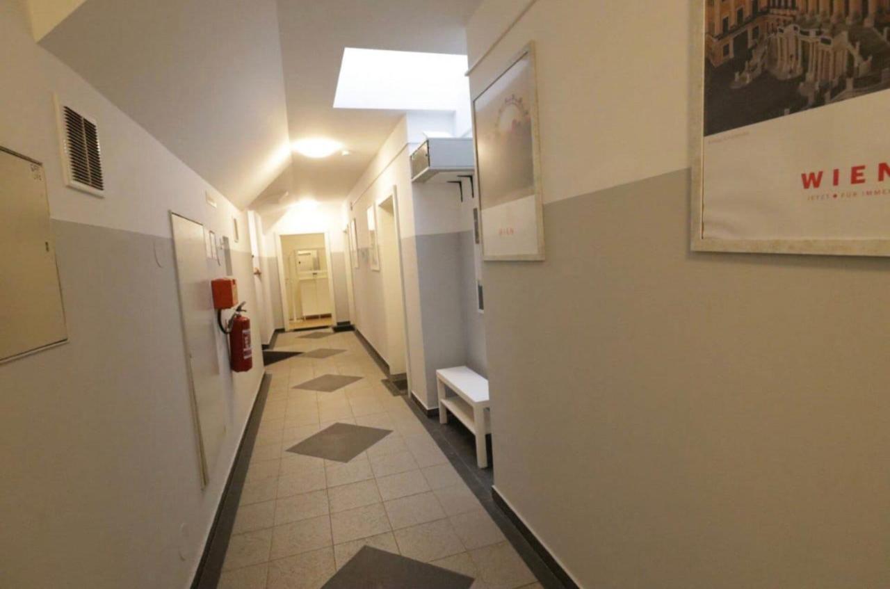 Stadtparadies L Dg5'14 Wina Bagian luar foto