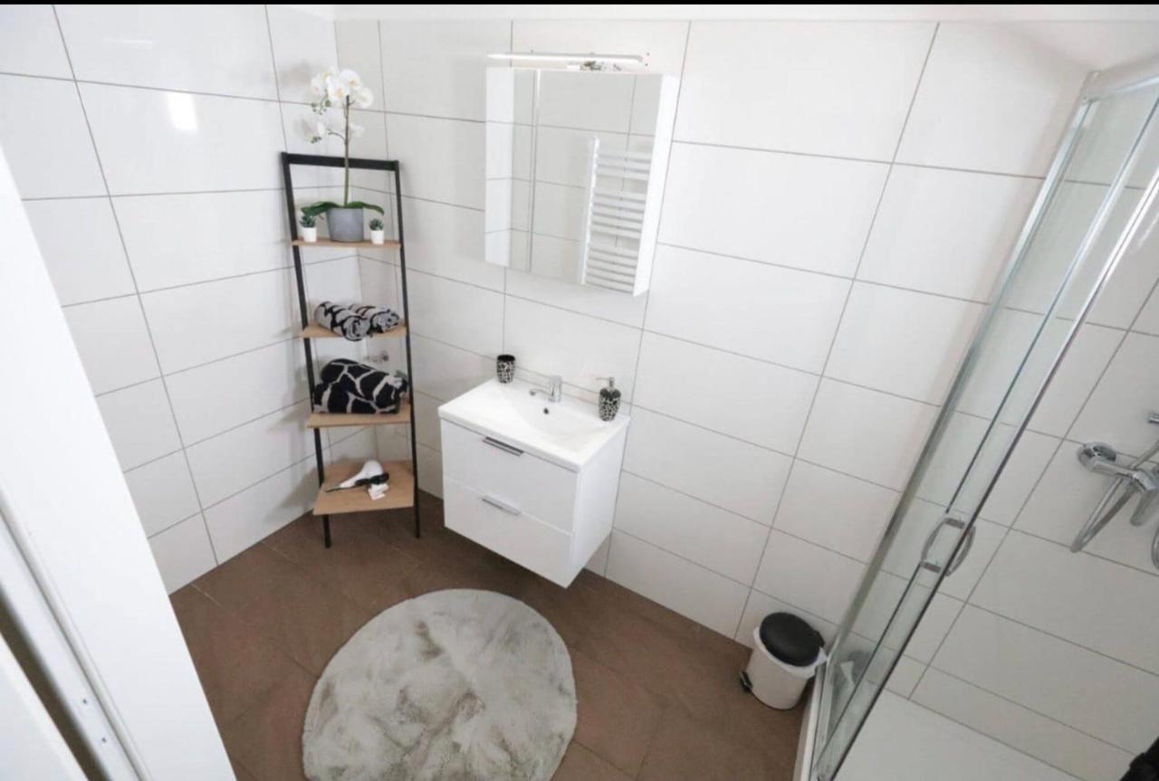 Stadtparadies L Dg5'14 Wina Bagian luar foto